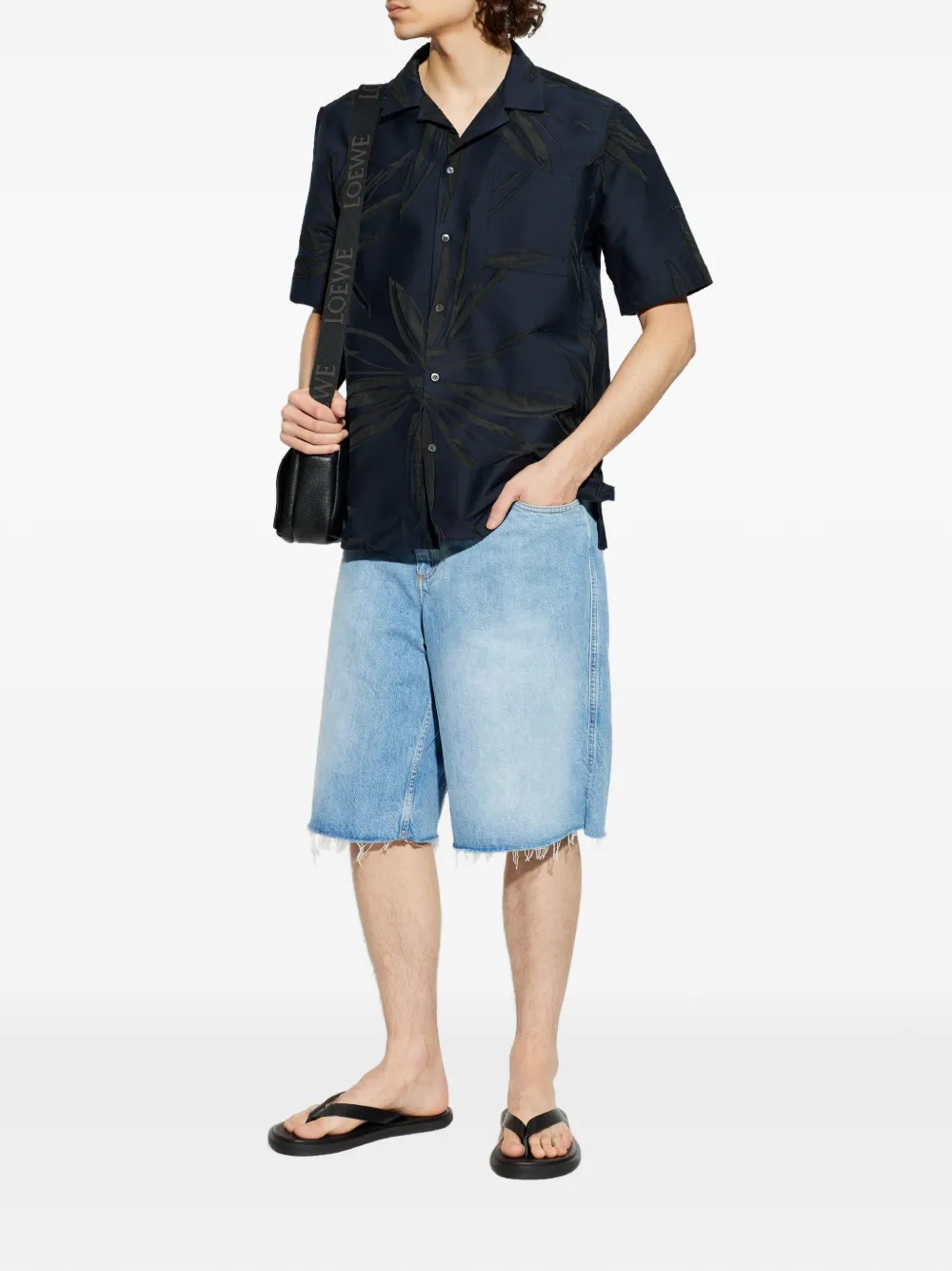 blue shirts,full body view
