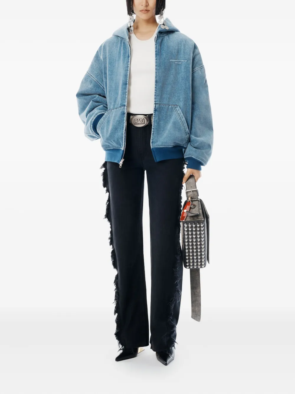 Black jean,full body view