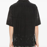 Black shirt, full body view