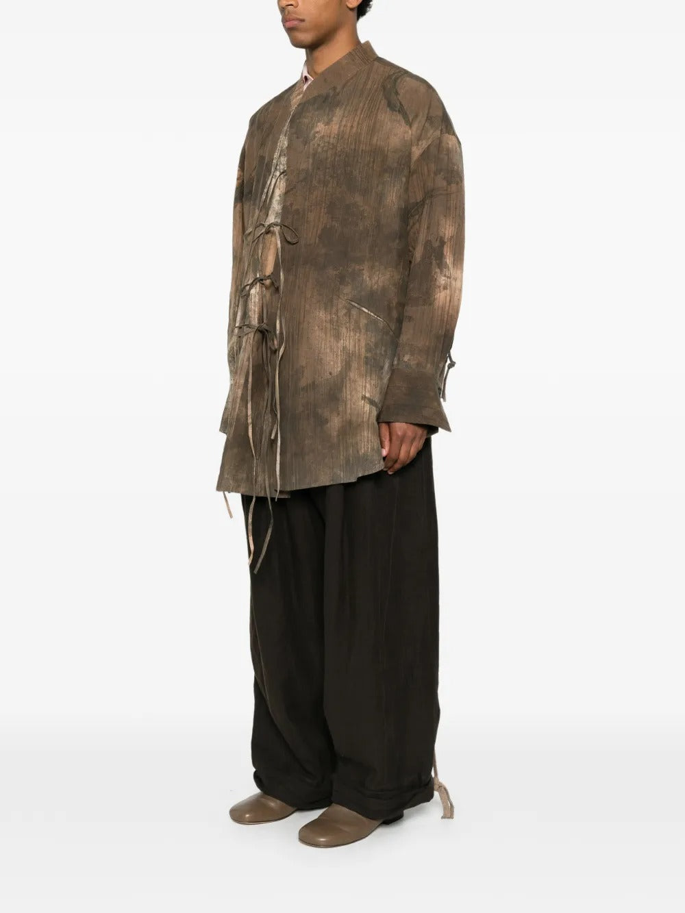 Brown shirt, full body view