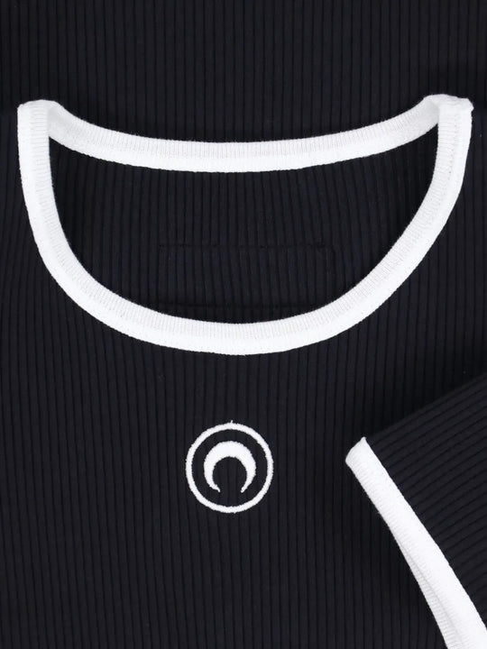 Black t-shirt, front view