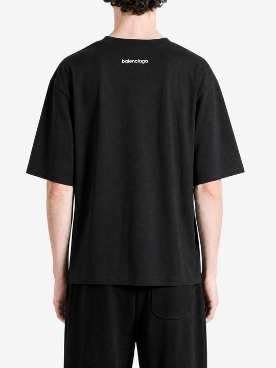 Black t-shirt, full body view