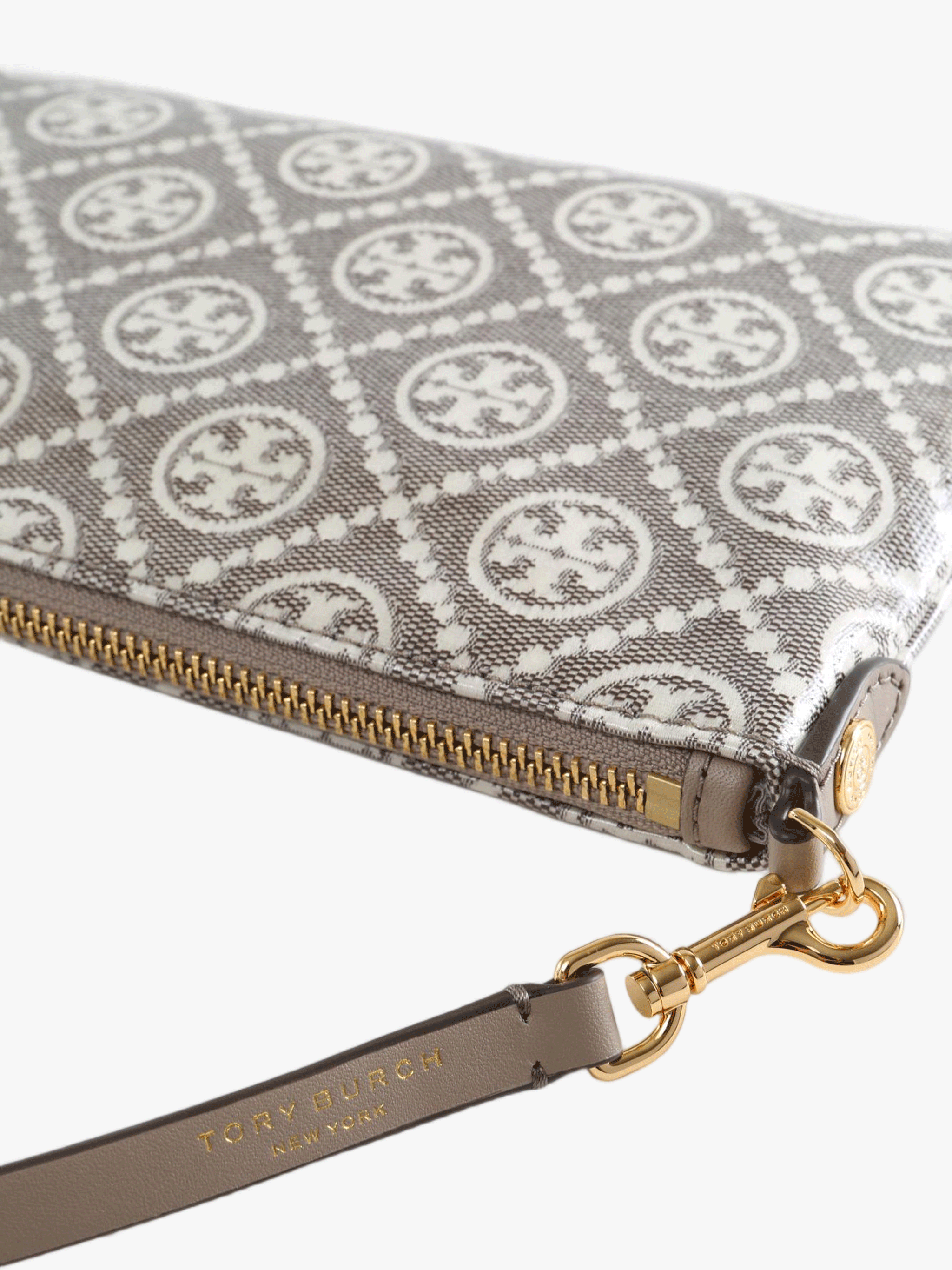 Grey bag, front view