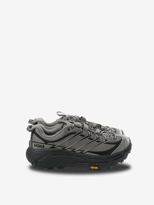 Black sneakers,front view