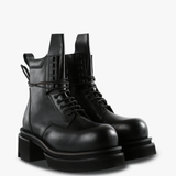 Black boots, front view
