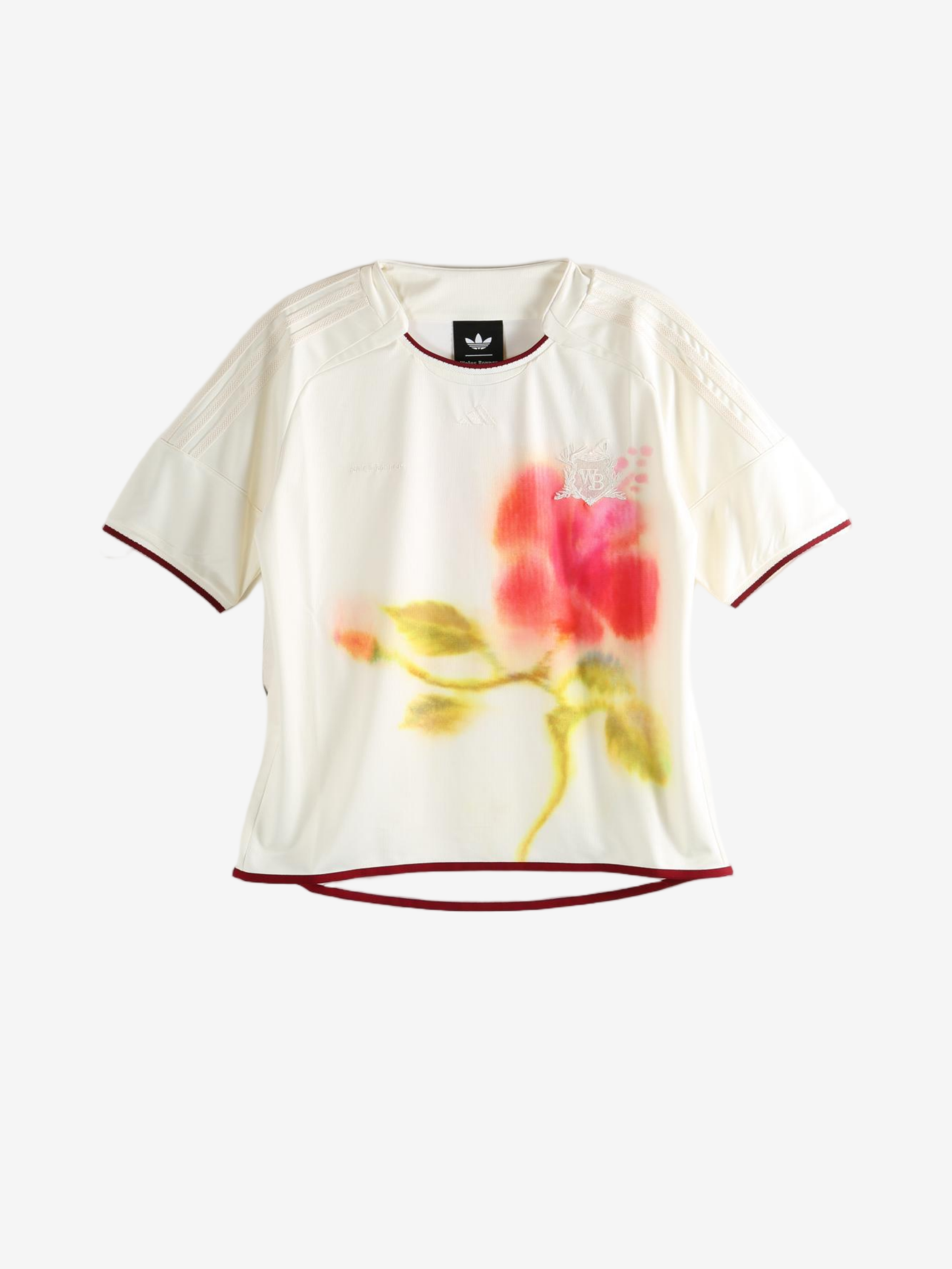 White top, front view