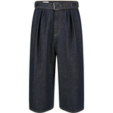 blue pants,front view