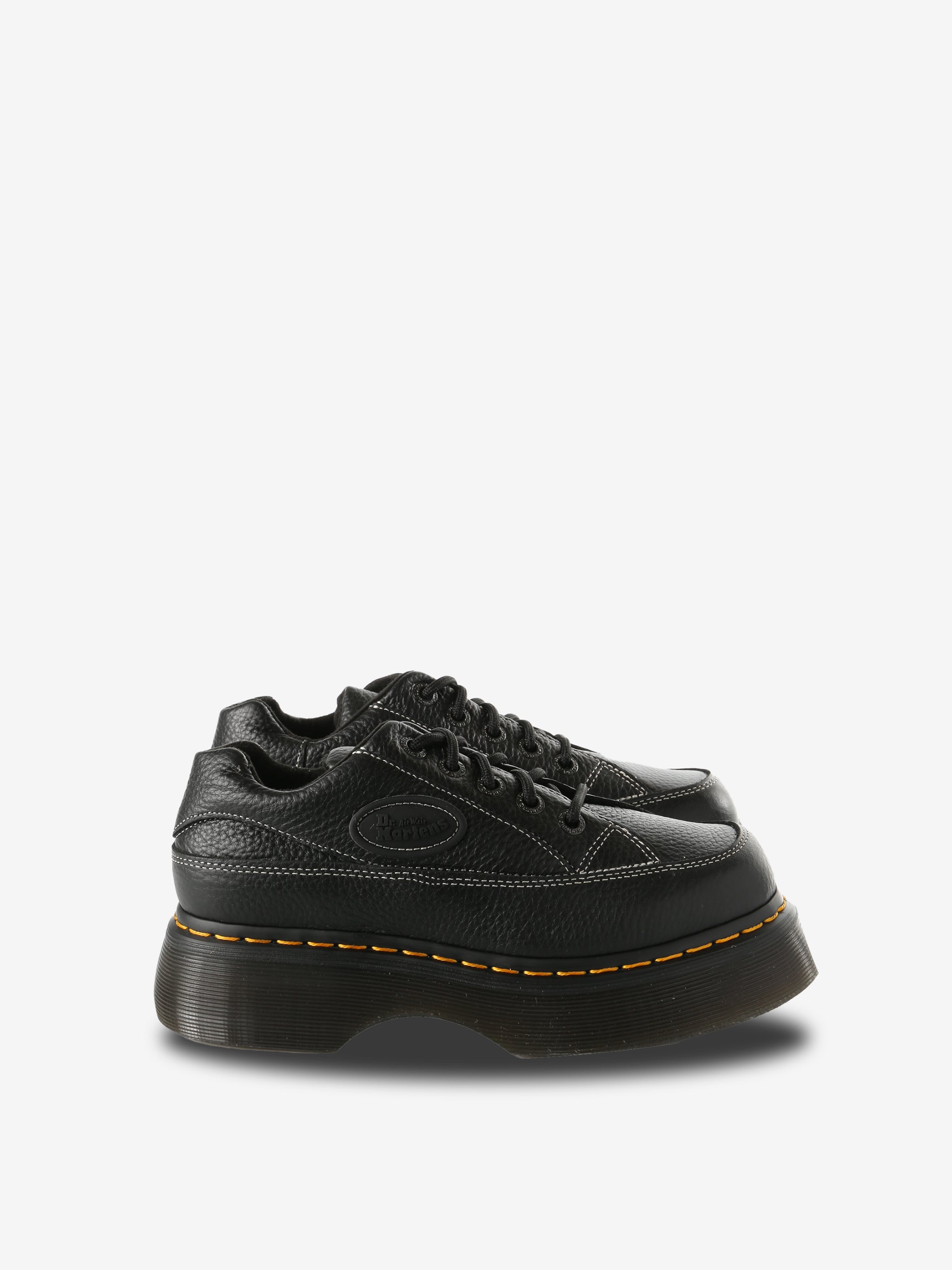 Black shoes, front view