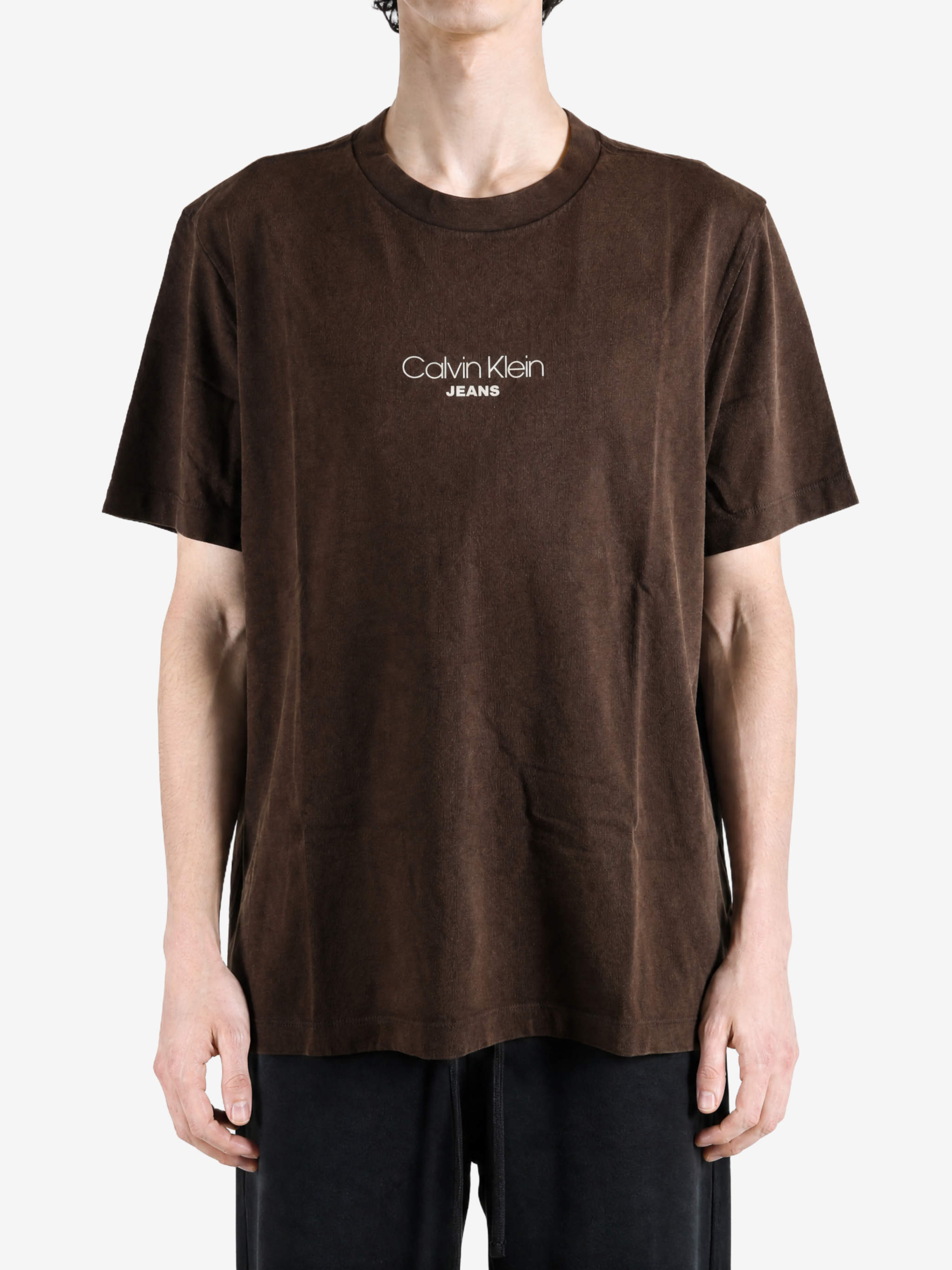 Brown t-shirt, front view