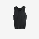 Black shirt, front view