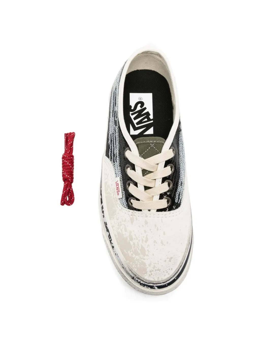 Black shoes, front view