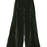 Green pant, front view