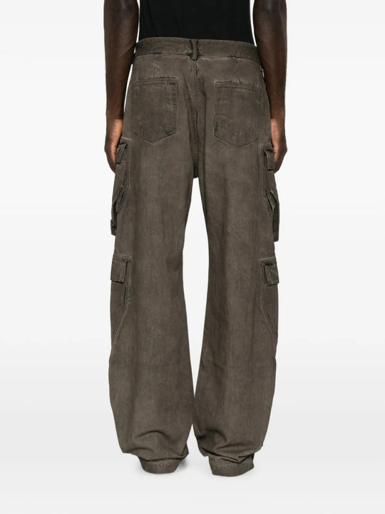Grey jeans, full body view
