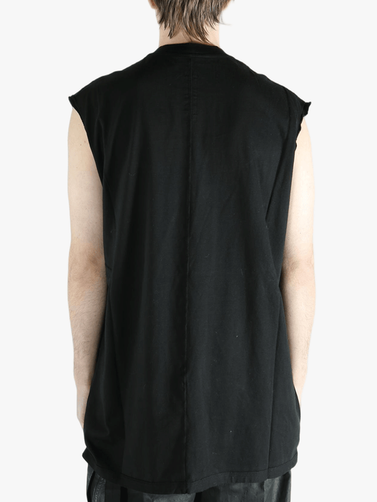 Black t-shirt worn by a person, showing the t-shirt fit
