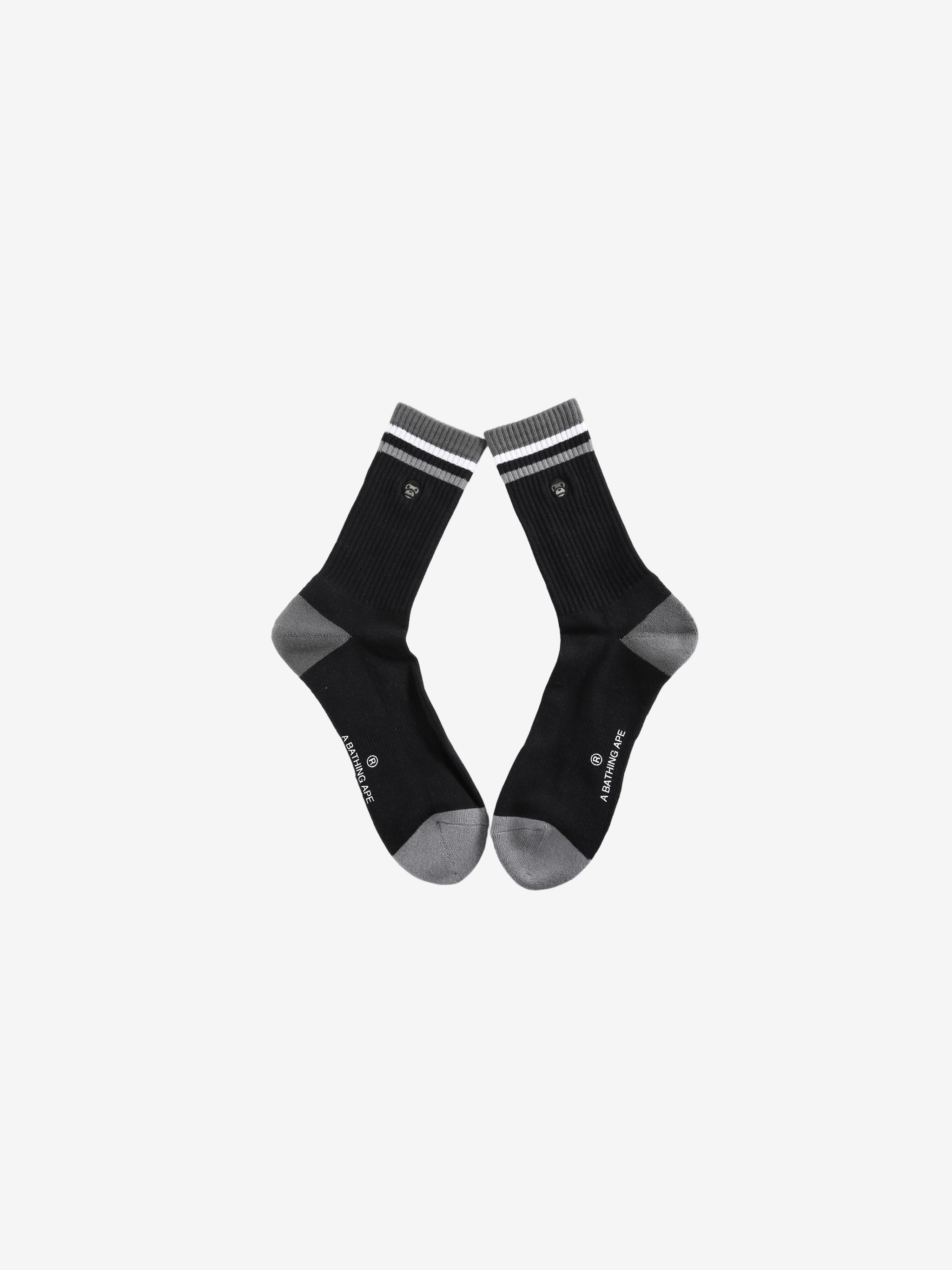 Black accessories, front view