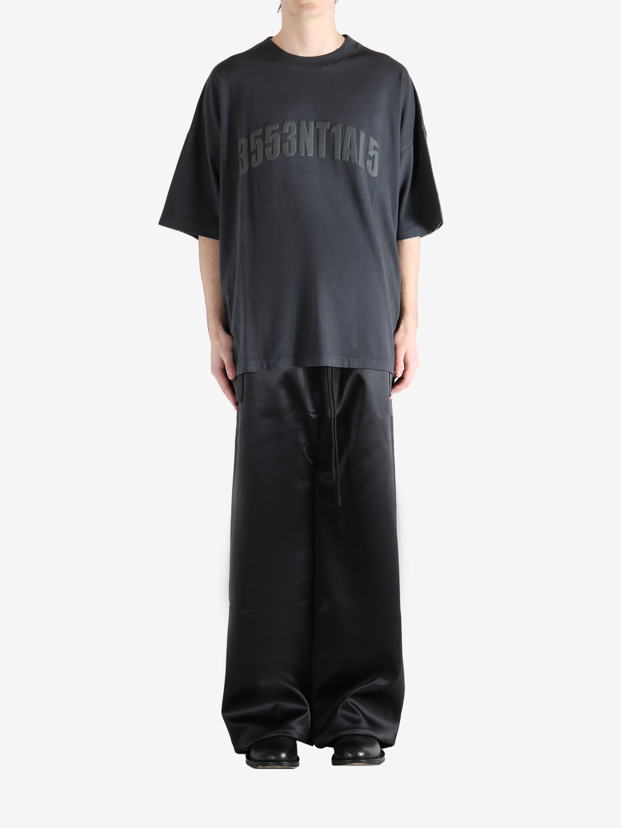 Black t-shirt, full body view