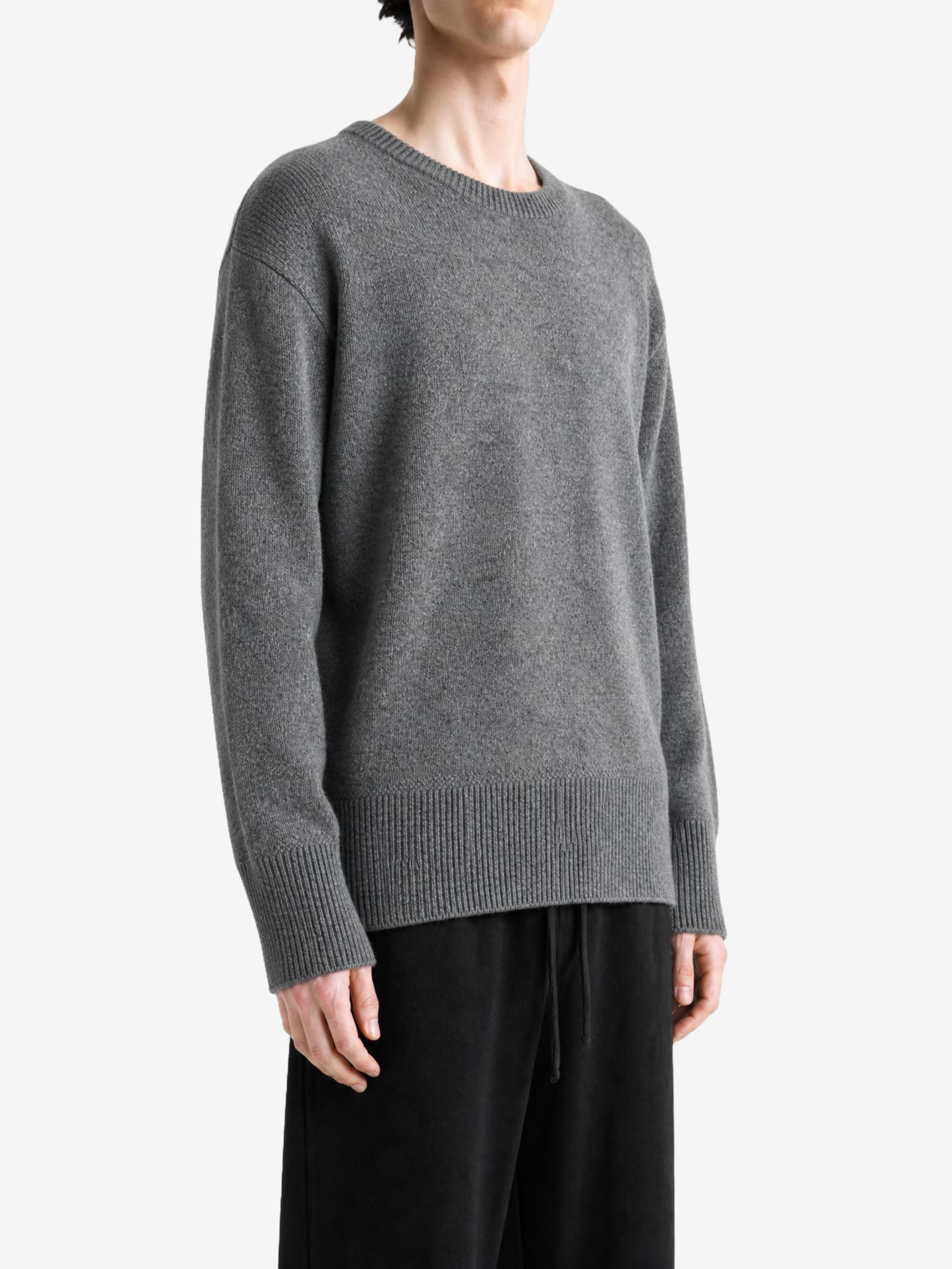 Grey knitwear, front view