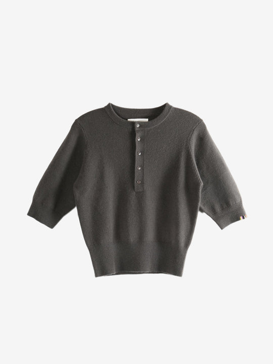 Grey kintwear, front view