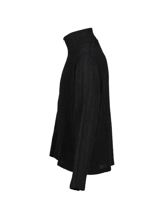 Black jacket, front view