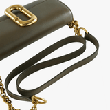 Green accessories, front view