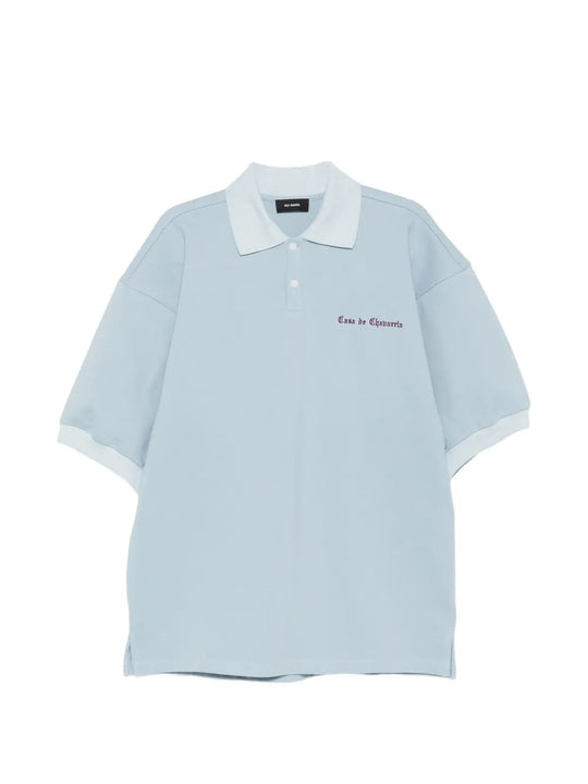 Blue top, front view