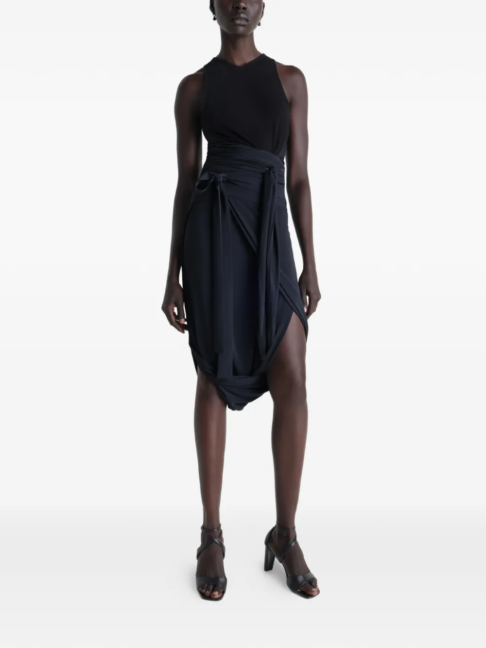 Black top ,full body view