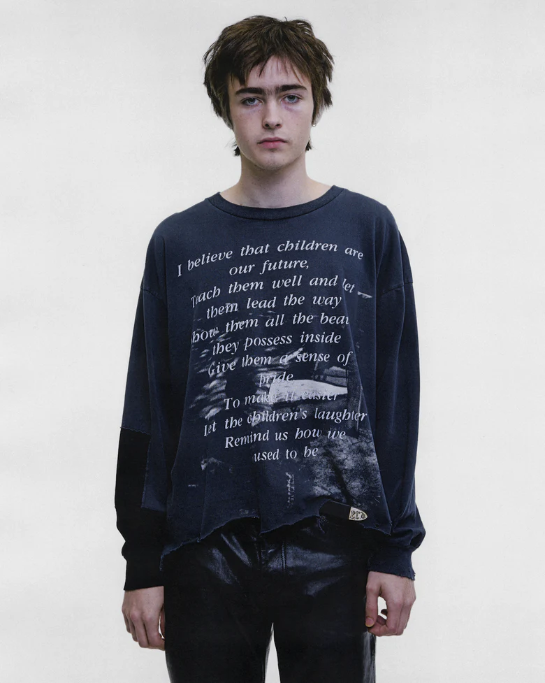 Black t-shirt, full body view