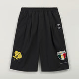 black shorts，front view