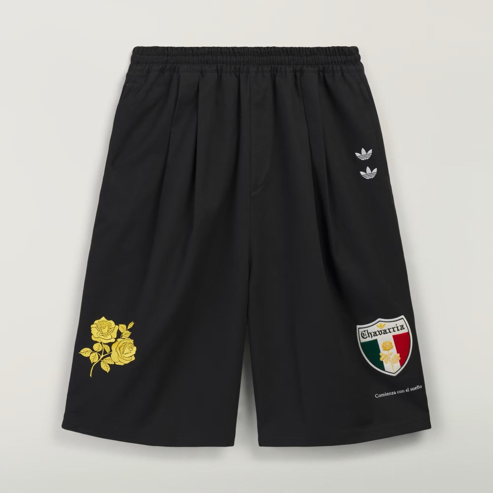 black shorts，front view