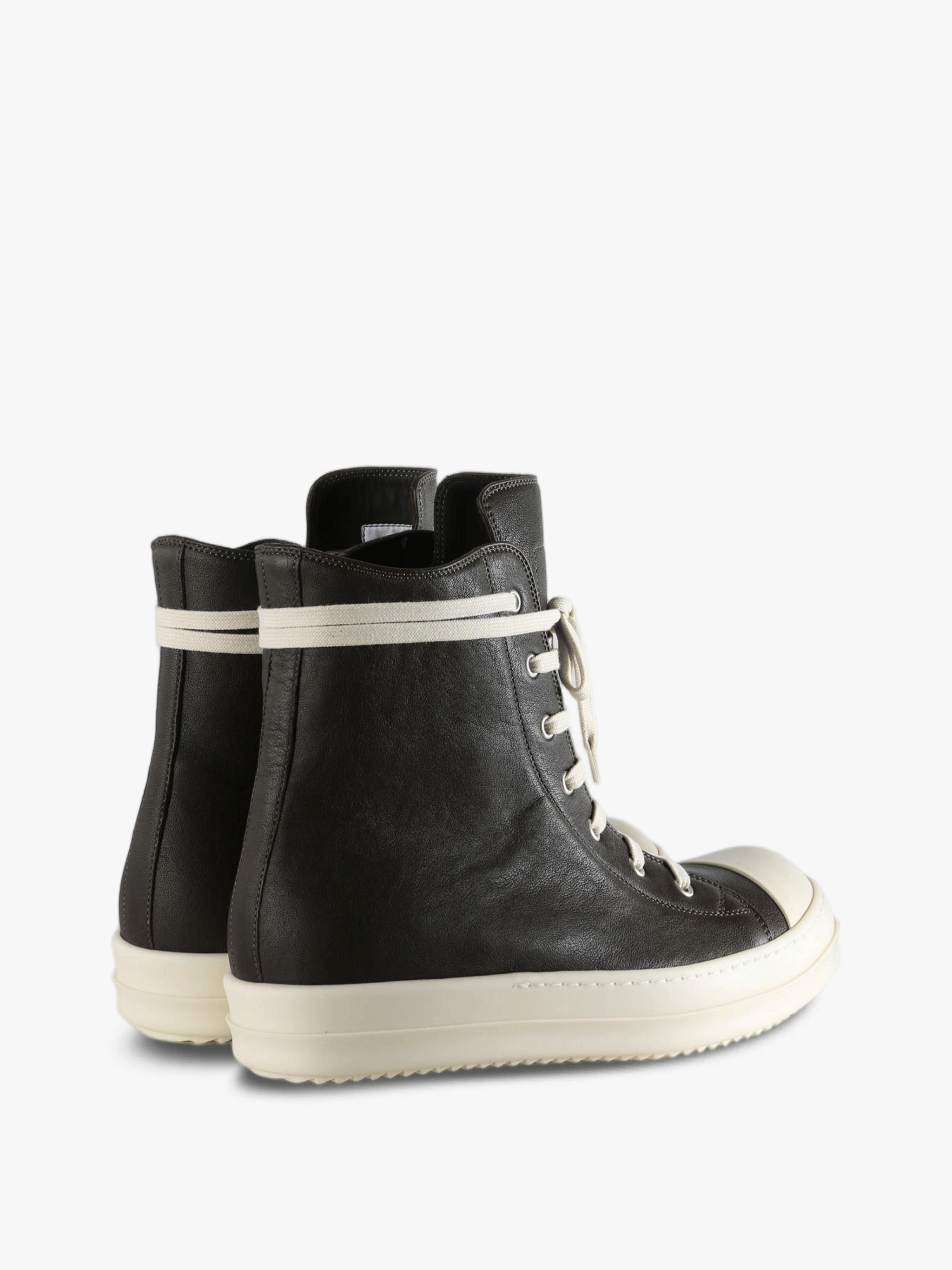 Black shoes, back view