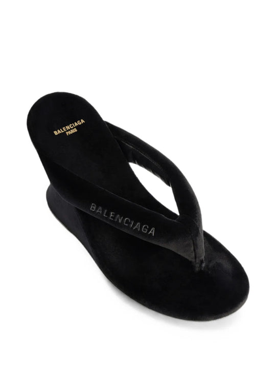Black sandals, front view
