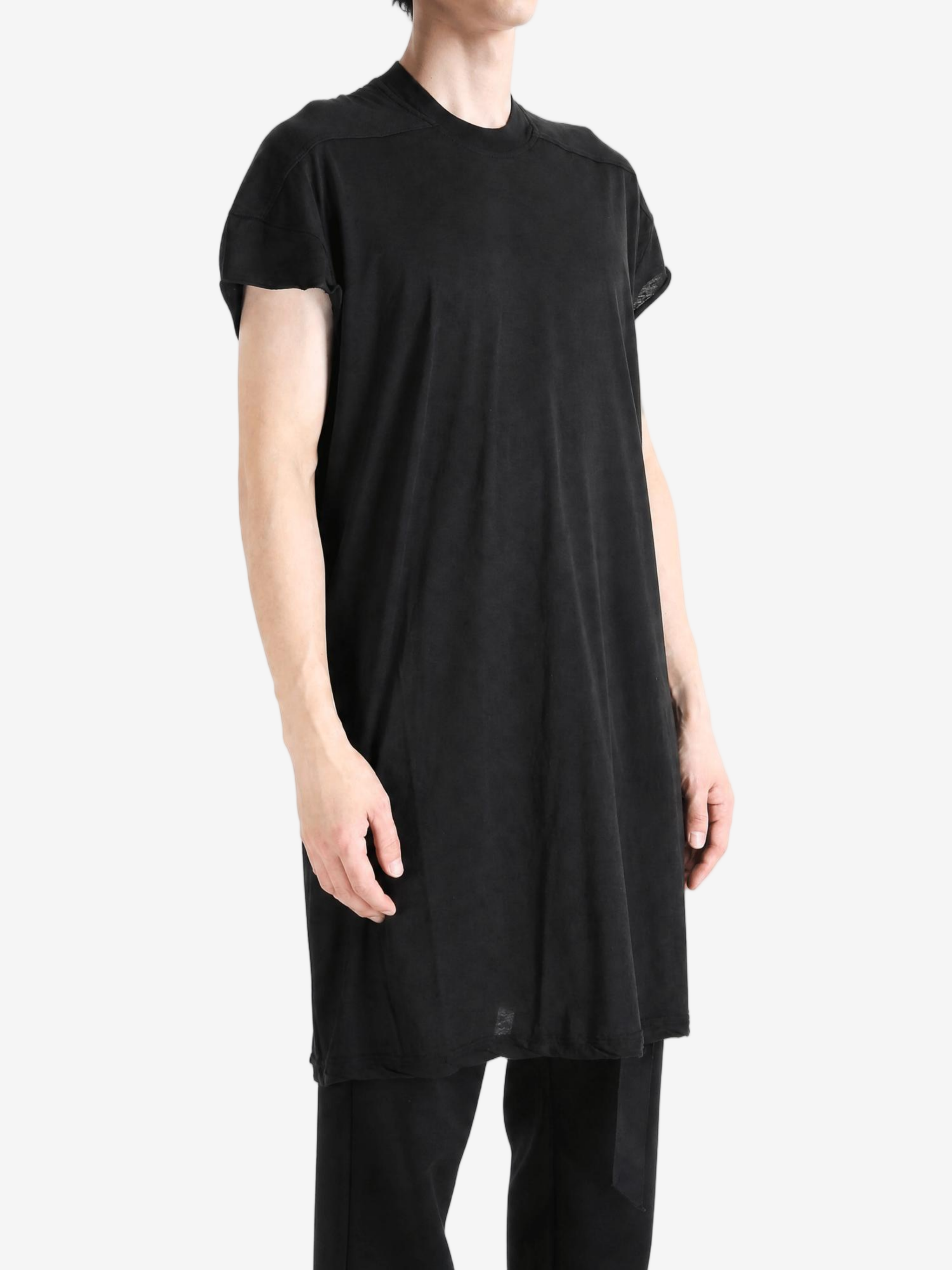 Black t-shirt, full body view