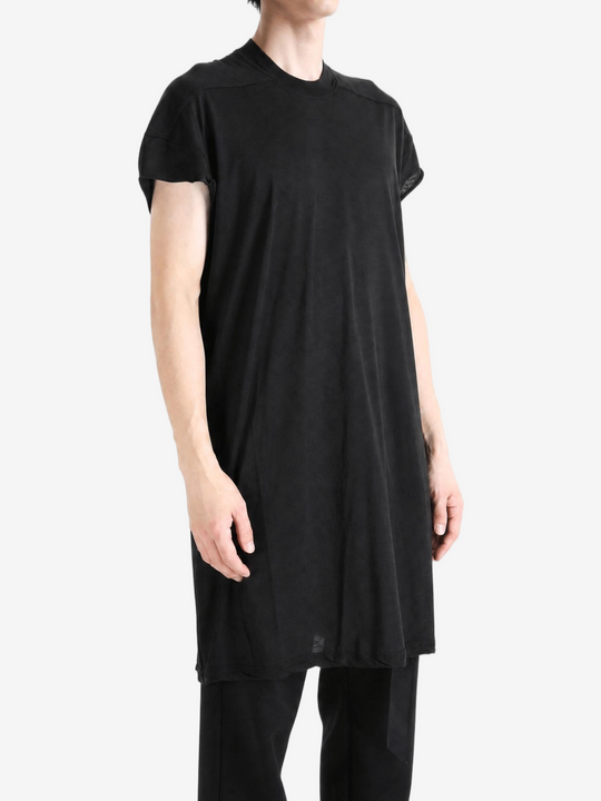 Black t-shirt, full body view