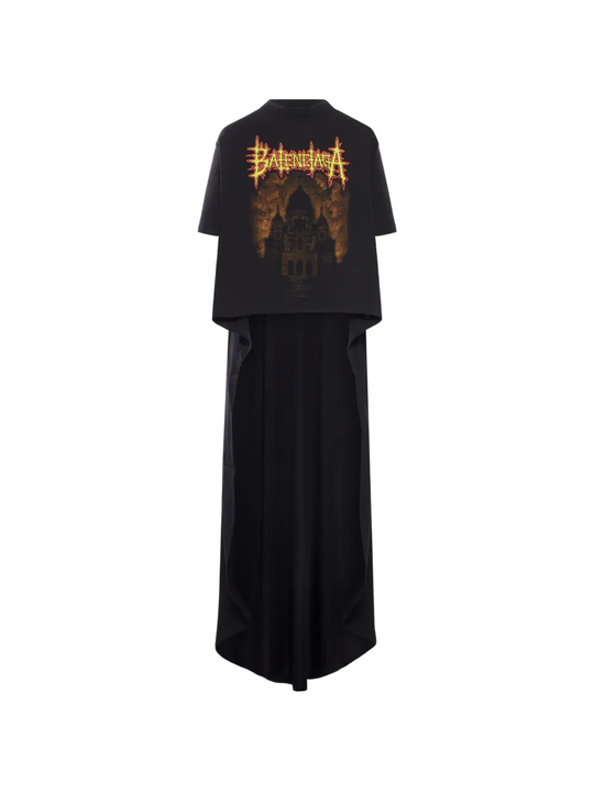 Black t-shirt, front view