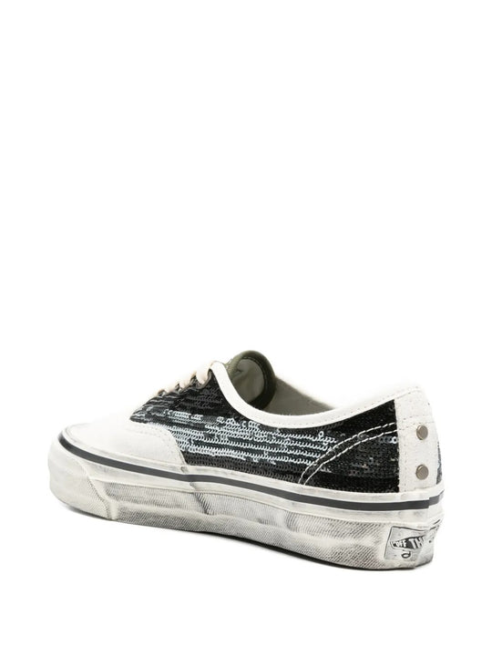 Black shoes, side view