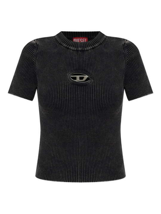 black knitwear, front view