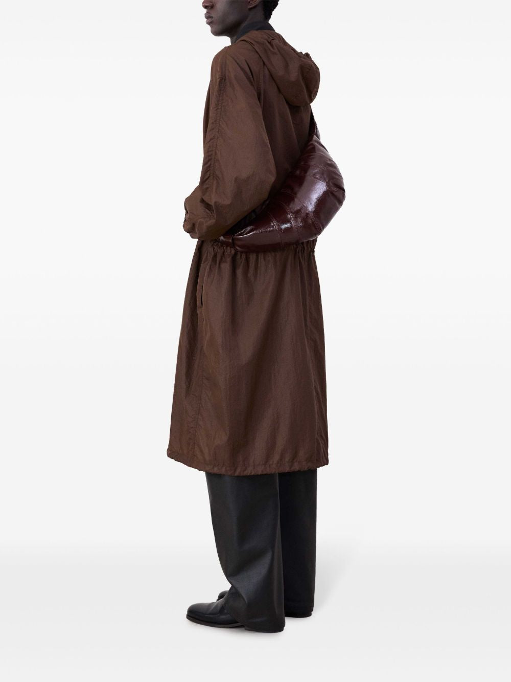 Brown bag, full body view