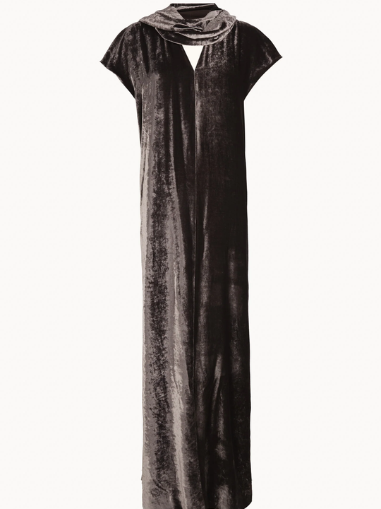 Black dress, front view