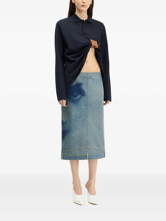 Blue skirt, full body view