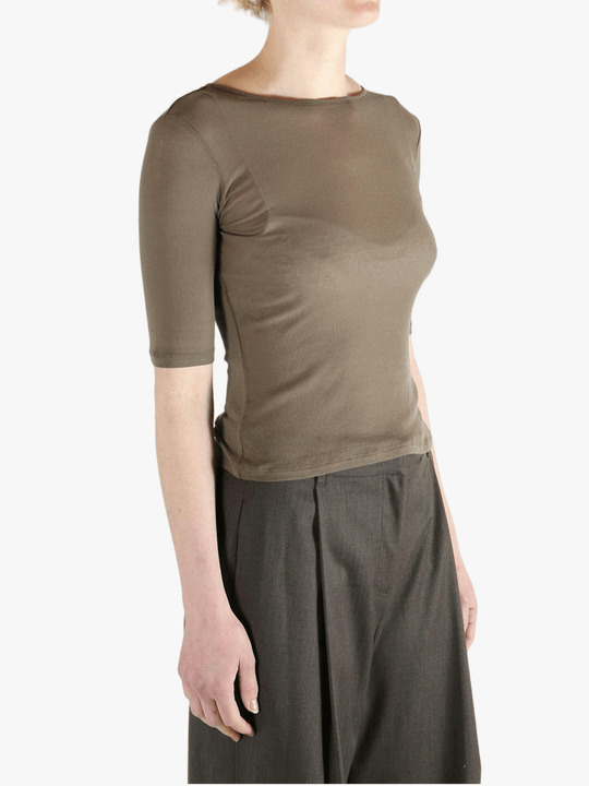 Brown t-shirt worn by a person, showing the t-shirt's fit