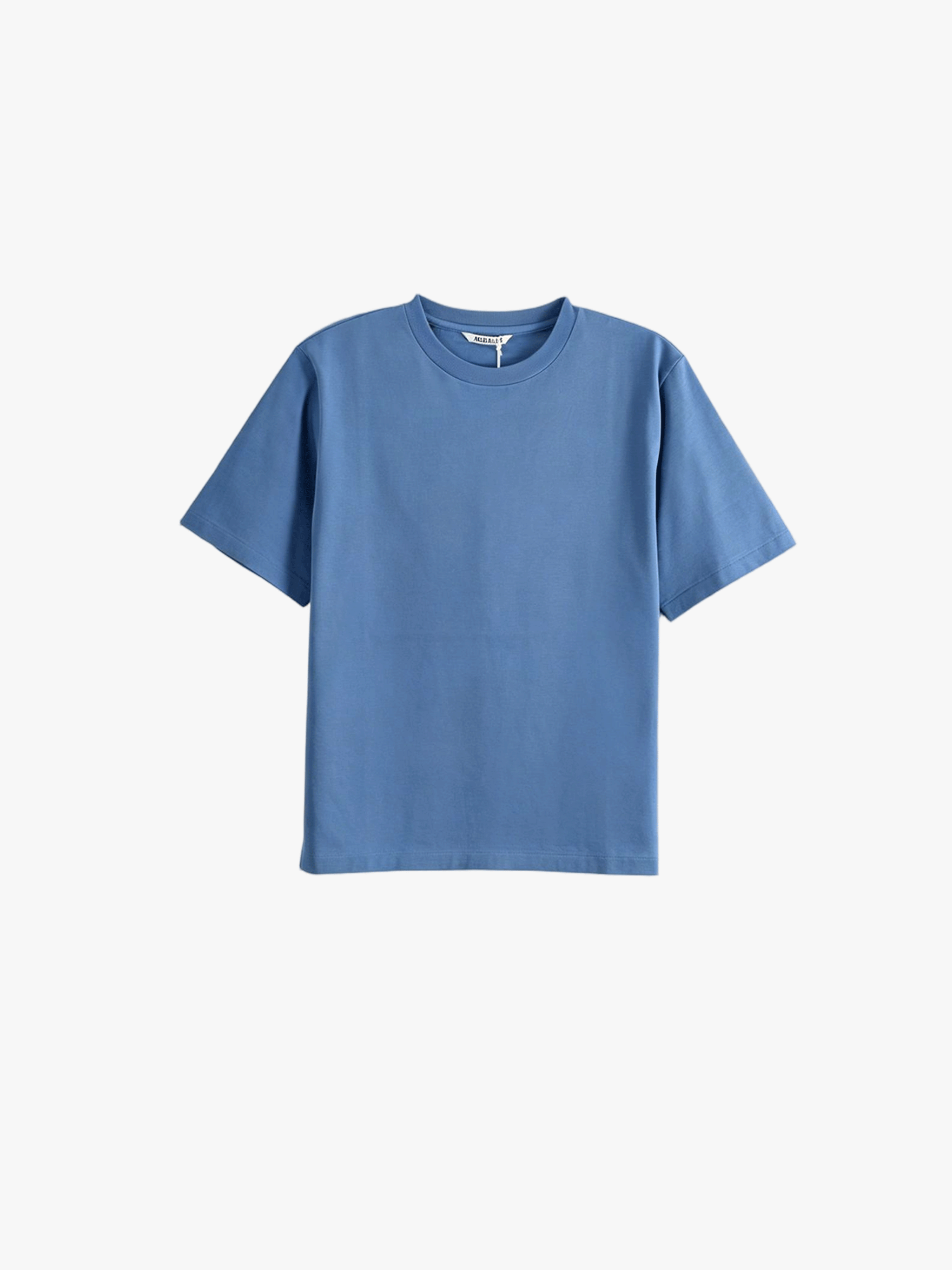 Blue t-shirt, front view
