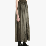 Green dress,side view