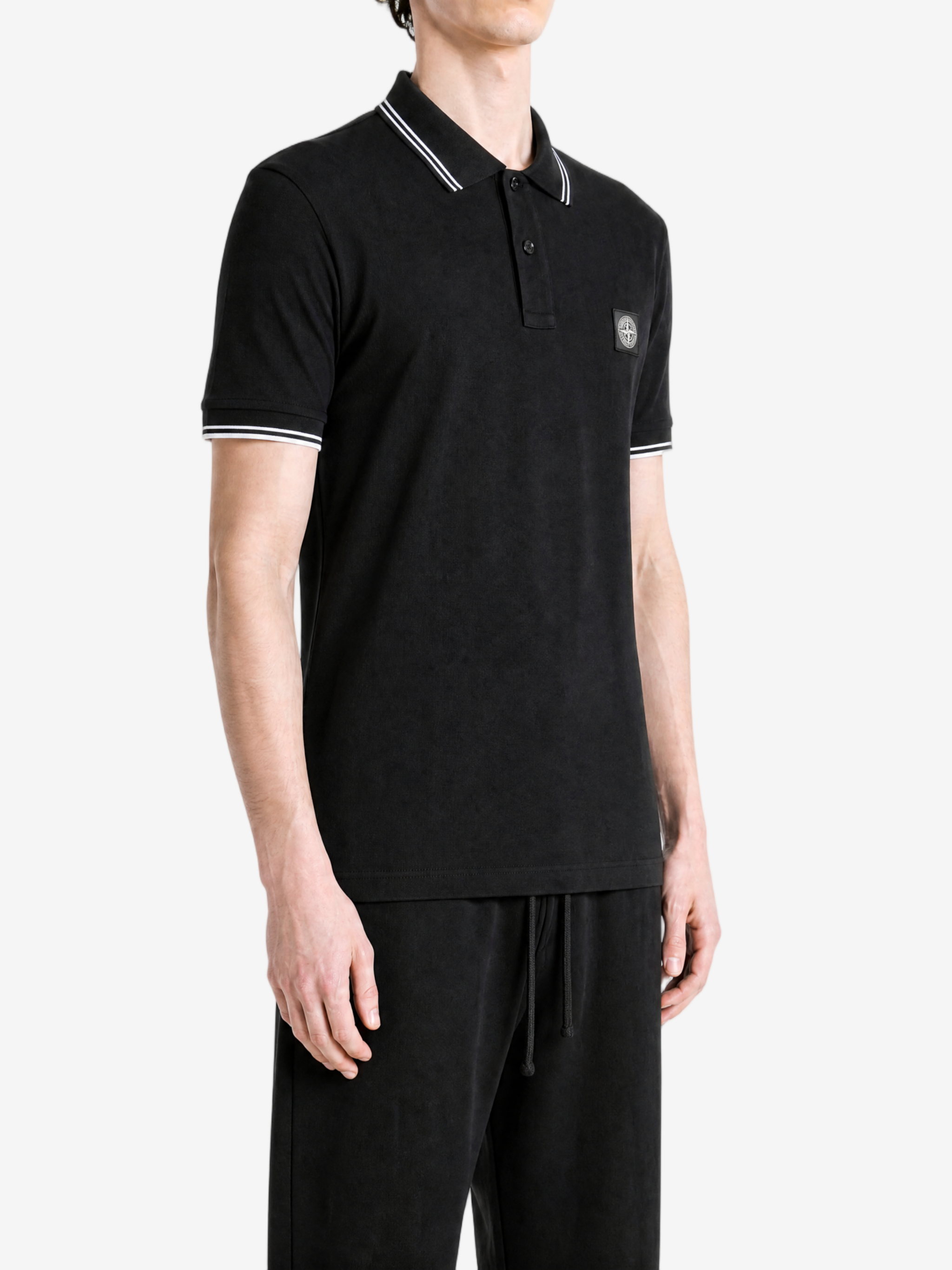 Black shirt, full body view