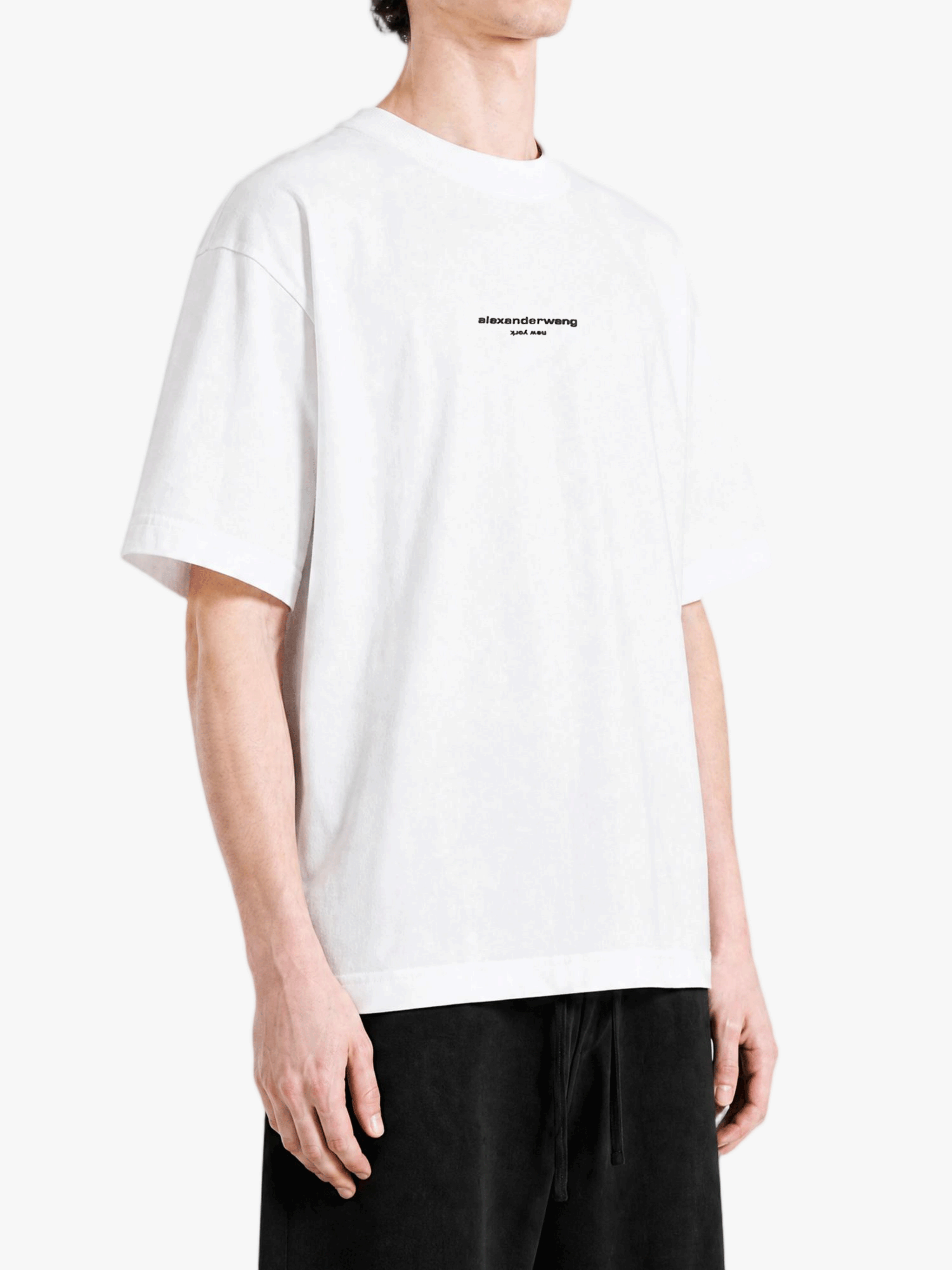 White t-shirt, full body view