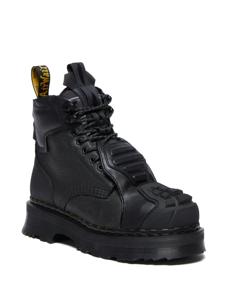 DR. MARTENS - 1460 Distortion Boots