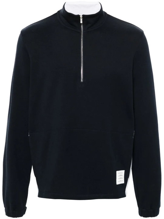 Navy pullover,front view