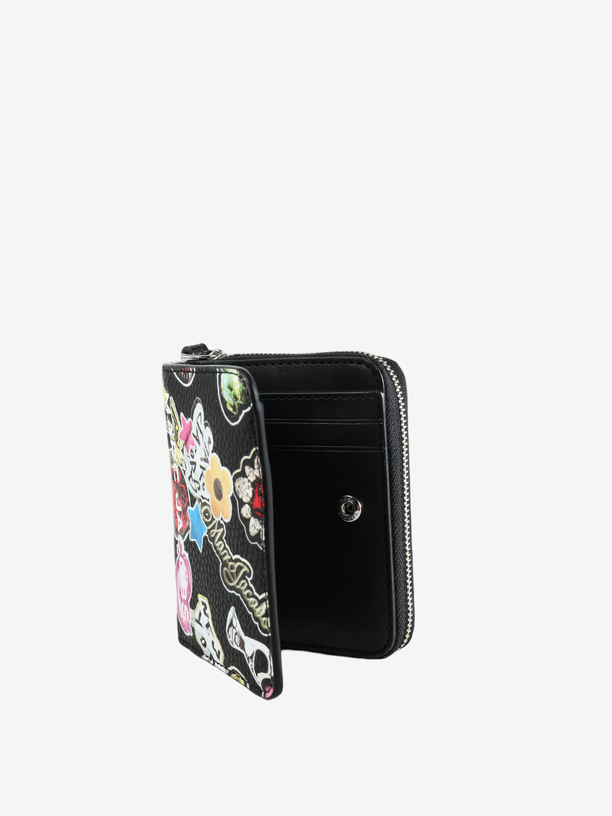 Black bag, front view