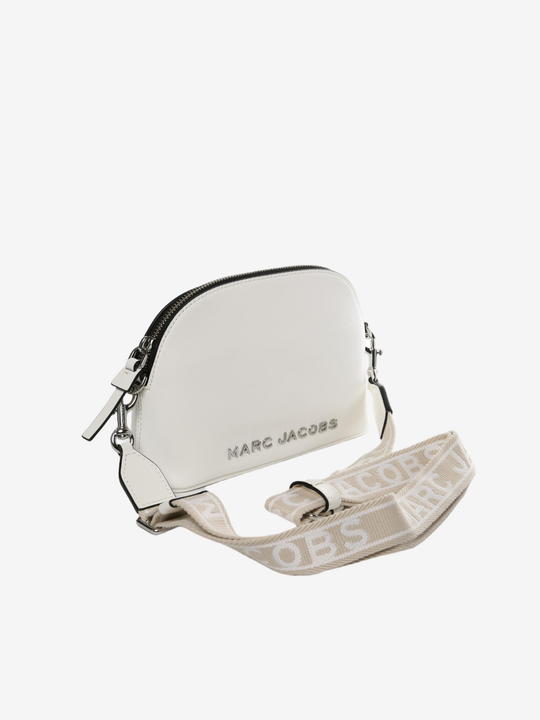 White bags, side view