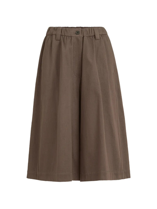 Brown pants, front view