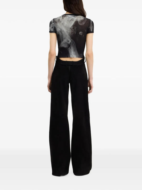 Black t-shirt, full body view